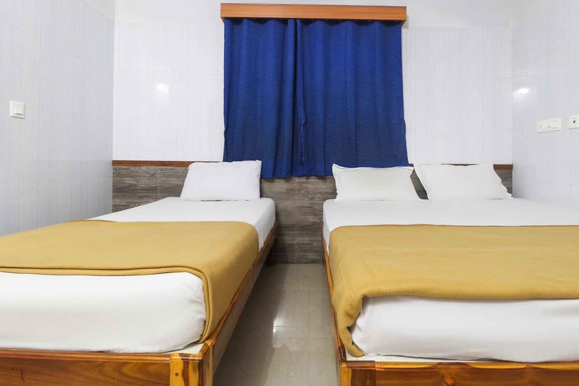 OYO 61145 JKS Deluxe Lodge Udaiyarpalaiyam Extérieur photo